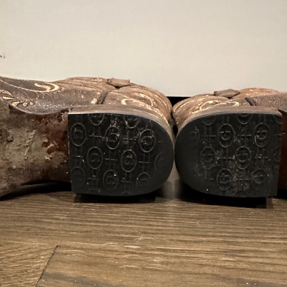 Circle G Brown Embroidered Heeled Boots View 4